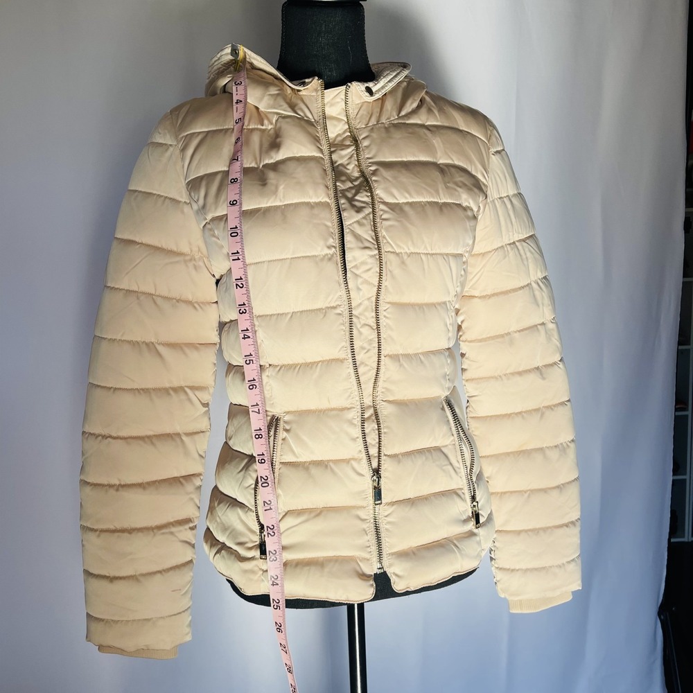 H&M Puffer Jacket Lightweight Size 4 Color Beige, button up closure - Picture 5 of 7